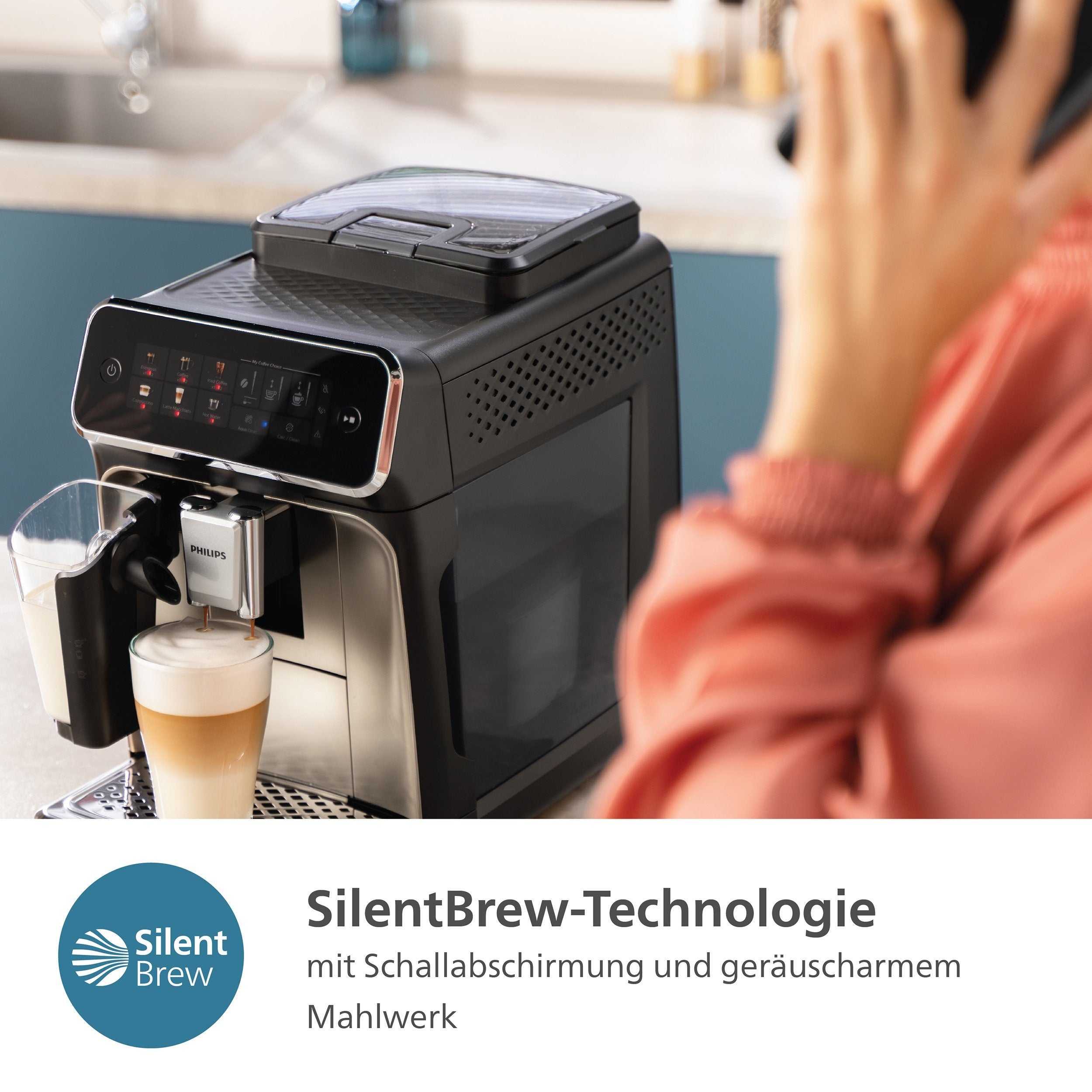 Philips Kaffeevollautomat EP3347/90 3300 Series, 6 Getränke (heiß oder eisgekühlt), LatteGo-Milchsystem, SilentBrew Technologie, Chrom-Schwarz